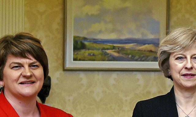 May og De konservative inngår rammeavtale med nord-irsk unionistparti